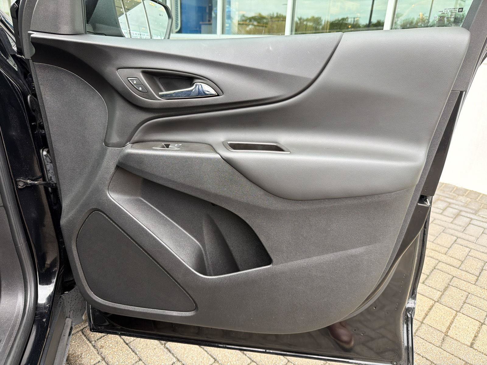 Used 2022 Chevrolet Equinox LT AWD/4WD image 33