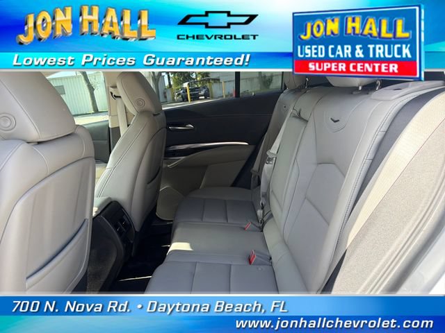 Used 2022 Cadillac XT4 Luxury w/ Driver Awareness Package FWD image 18