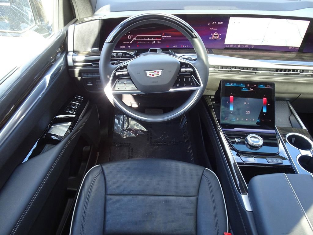 Used 2025 Cadillac Escalade Premium Luxury w/ LPO, Floor Liner Package image 13