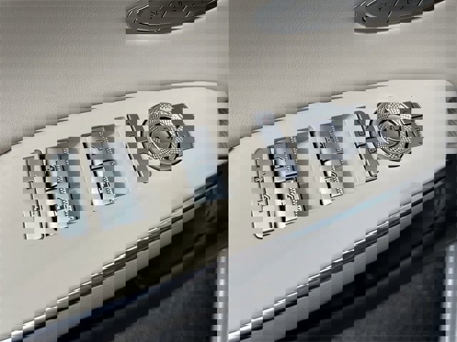 Used 2026 Genesis GV70 2.5T Advanced image 21