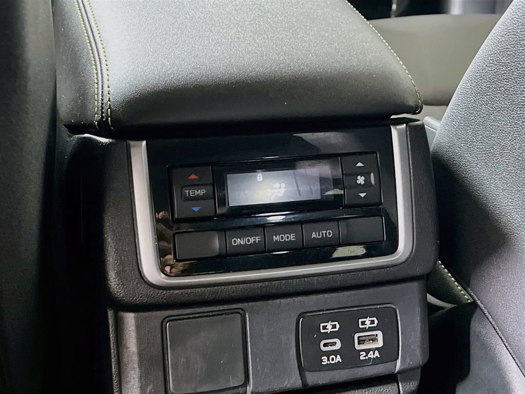 Used 2023 Subaru Ascent Onyx Edition AWD/4WD image 22