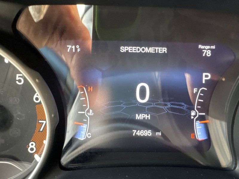 Used 2018 Jeep Compass Limited w/ Navigation Group AWD/4WD image 21