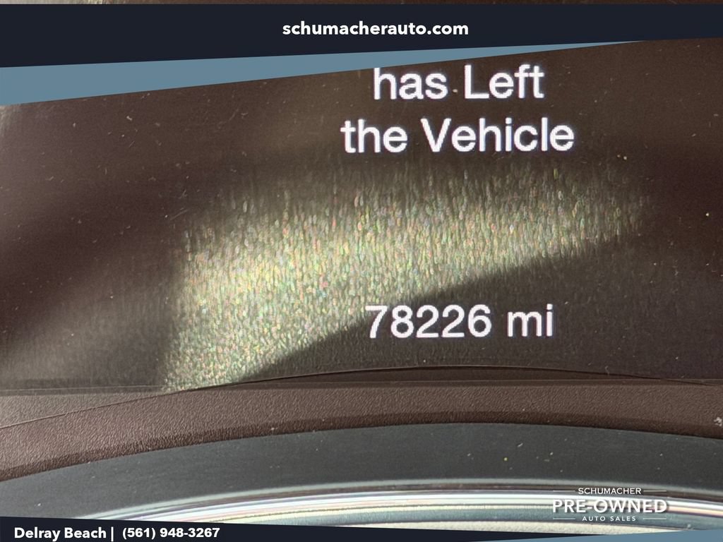 Used 2019 Jeep Grand Cherokee Laredo AWD/4WD image 23