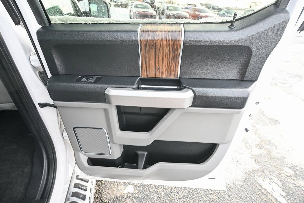 Used 2019 Ford F150 Lariat w/ Equipment Group 502A Luxury image 29