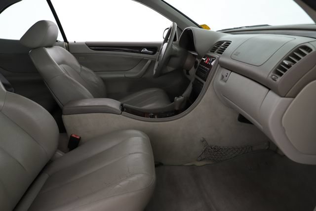 Used 1999 Mercedes-Benz CLK 320 Cabriolet image 24