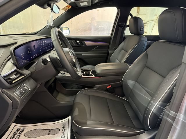 Certified 2025 Buick Enclave Preferred w/ LPO, Floor Liner Package AWD/4WD image 11