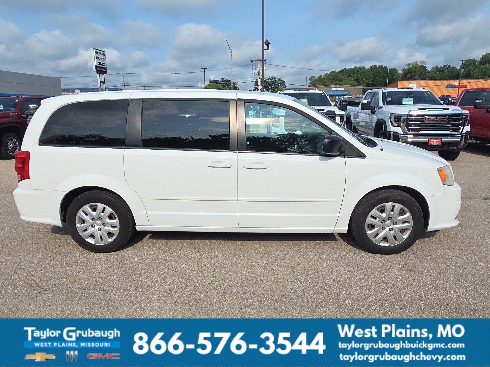 Used 2014 Dodge Grand Caravan SE w/ Quick Order Package 29E SE FWD image 9
