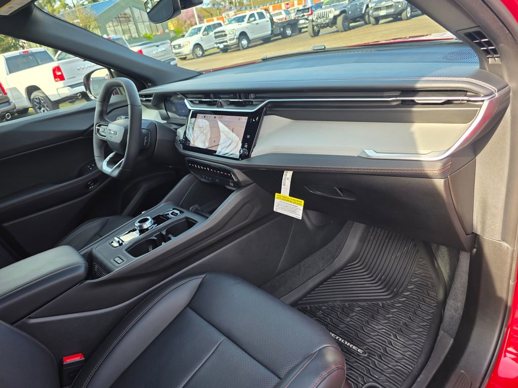 New 2026 Jeep Cherokee Limited image 25