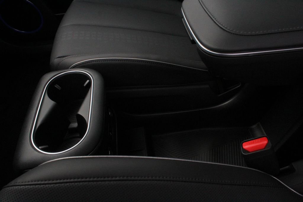 New 2024 Hyundai Ioniq 5 Limited image 16