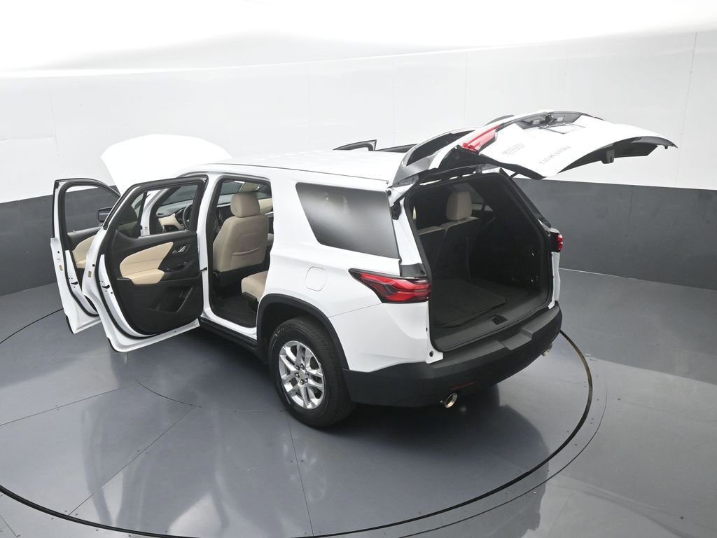 Used 2022 Chevrolet Traverse LS image 64