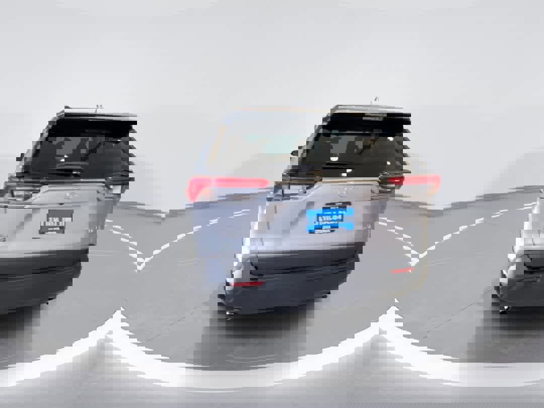 Used 2024 Toyota RAV4 XLE image 7