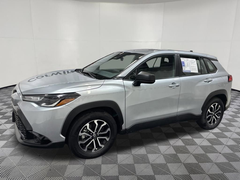 Used 2025 Toyota Corolla Cross AWD Hybrid image 4