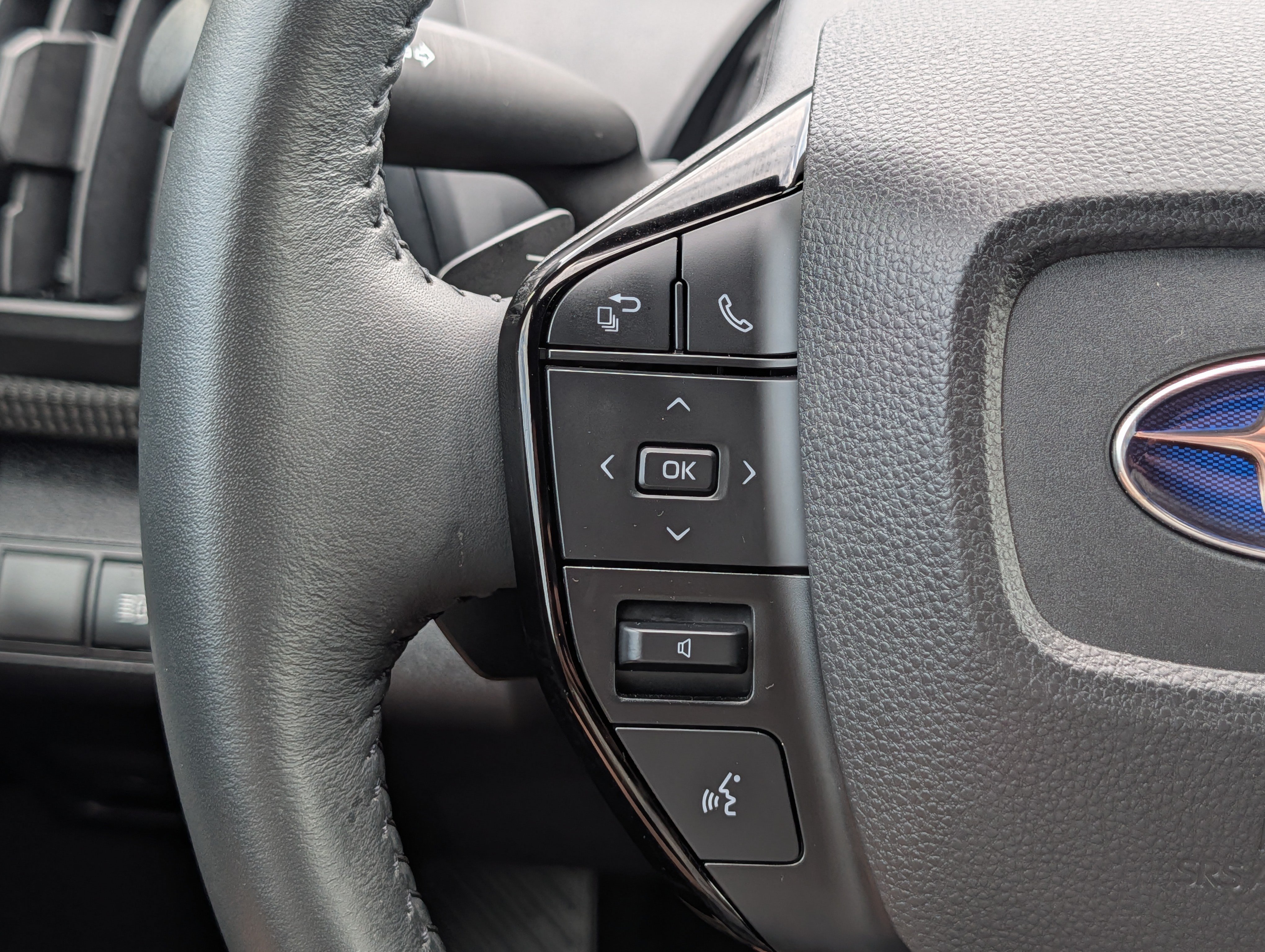Used 2024 Subaru Solterra AWD/4WD image 31