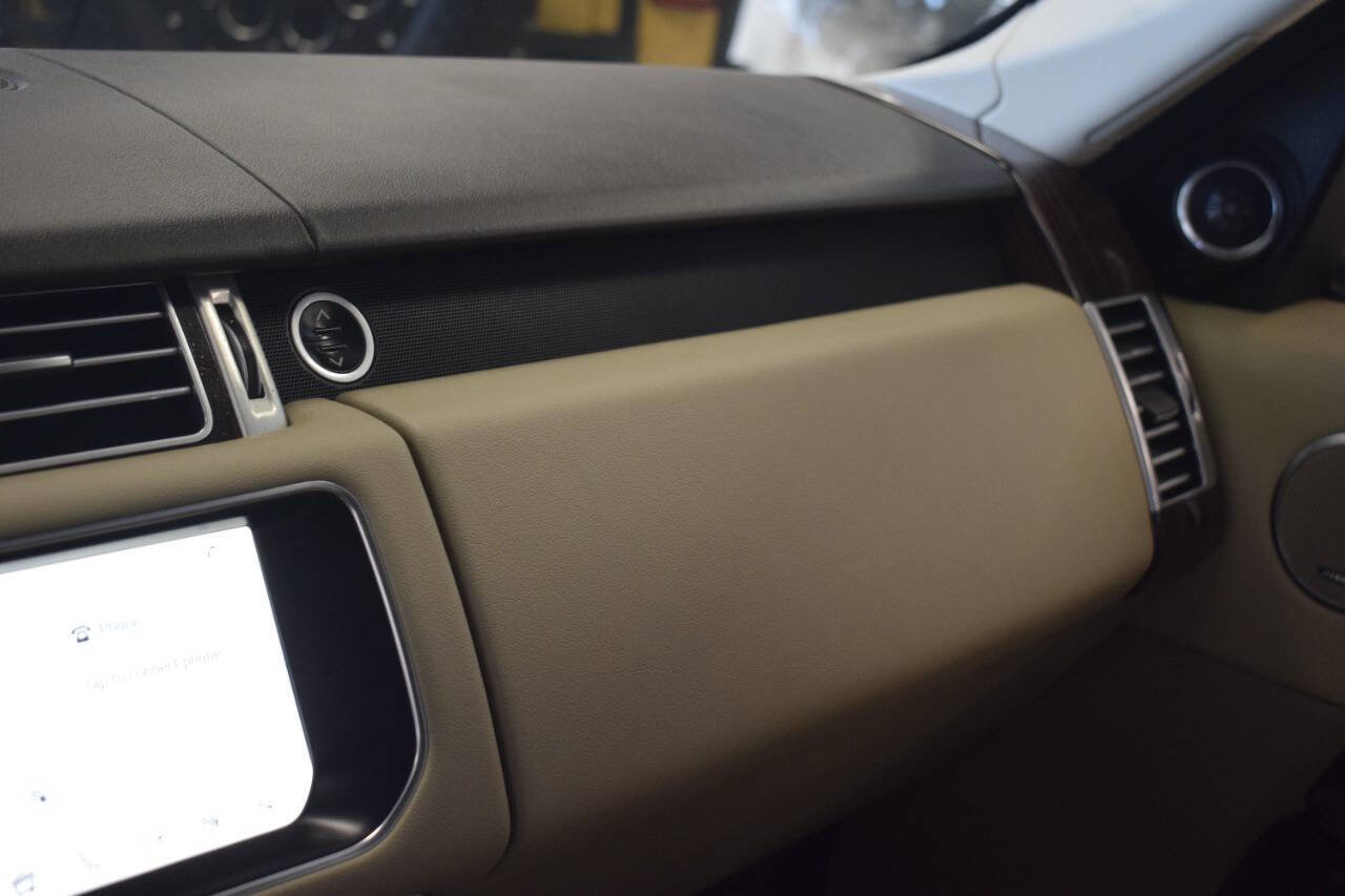 Used 2017 Land Rover Range Rover image 56