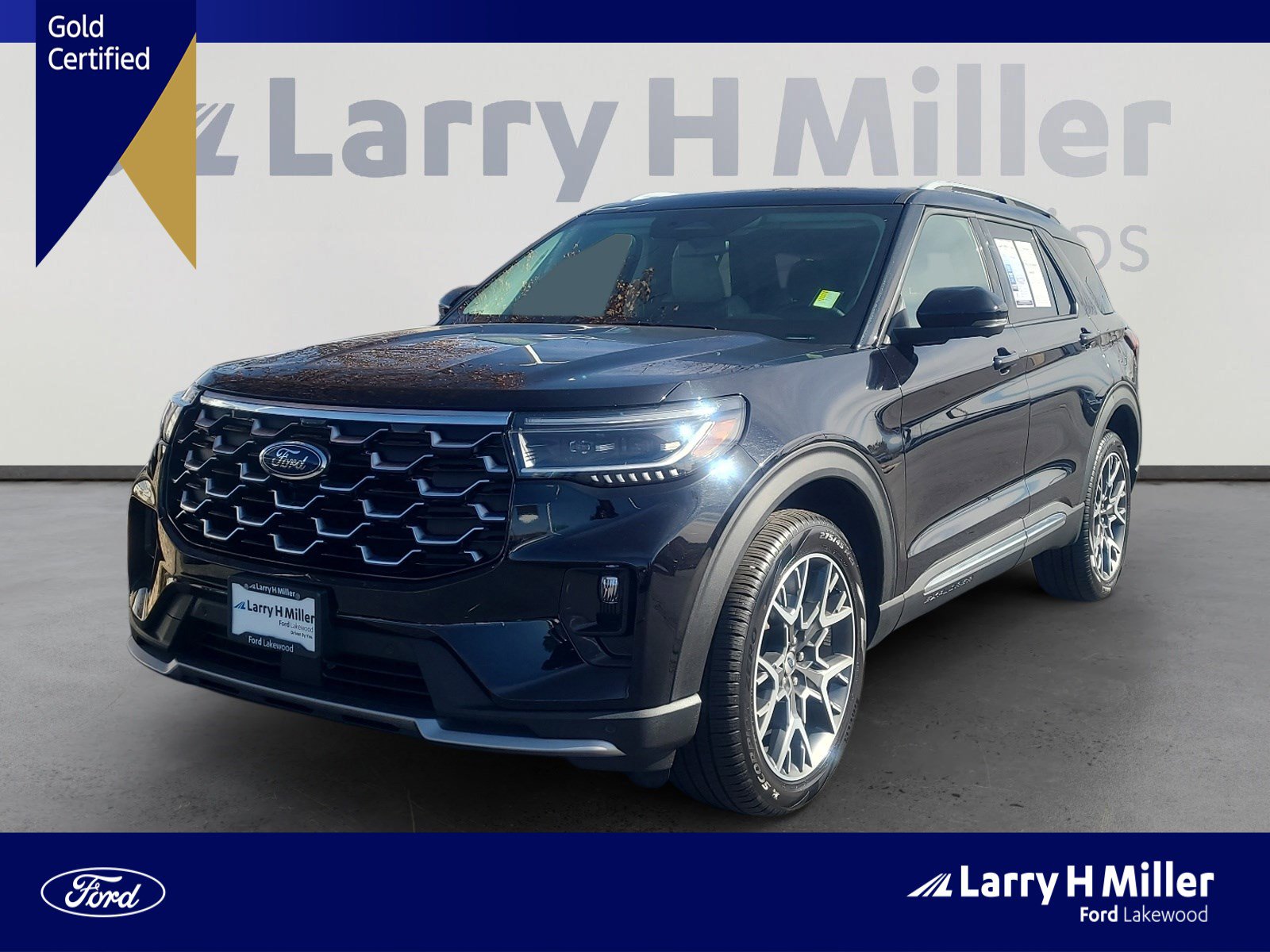 Used 2025 Ford Explorer Platinum w/ Ultimate Package