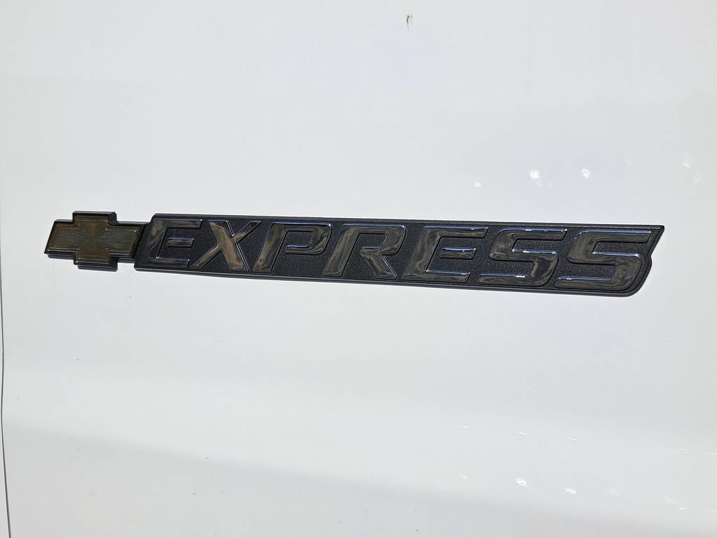 New 2025 Chevrolet Express 2500 w/ Driver Convenience Package RWD image 32
