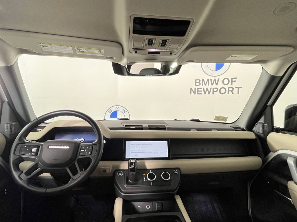 Used 2024 Land Rover Defender 110 X-Dynamic SE image 16