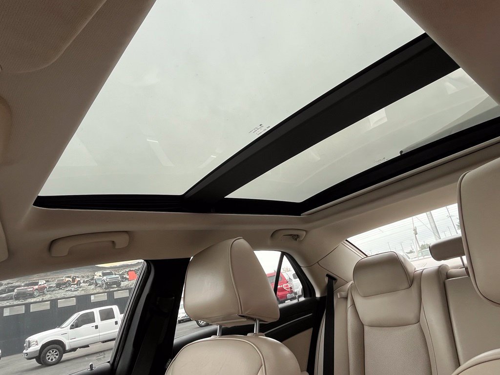 Used 2016 Chrysler 300 C RWD image 20