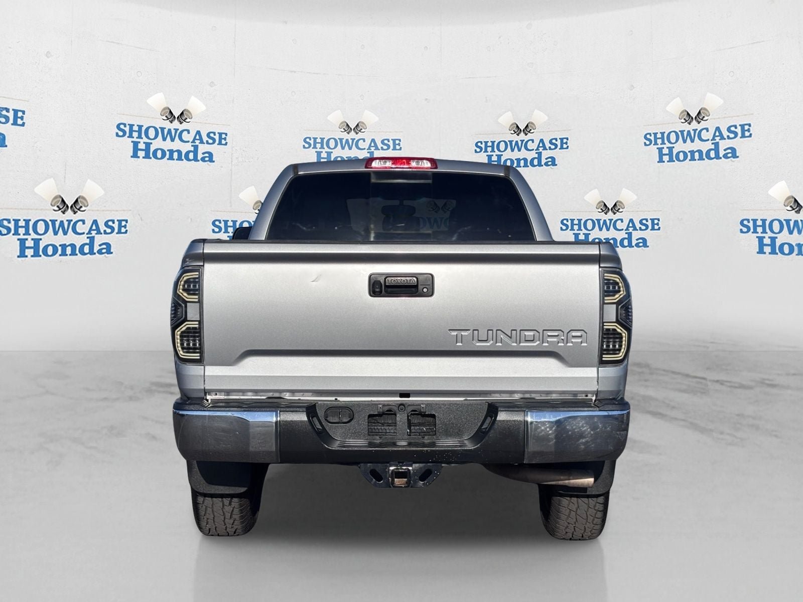 Used 2015 Toyota Tundra SR5 w/ SR5 Upgrade Package RWD image 7