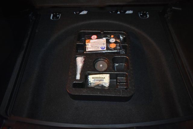 Used 2022 Jeep Compass Latitude w/ Sun and Sound Group image 40