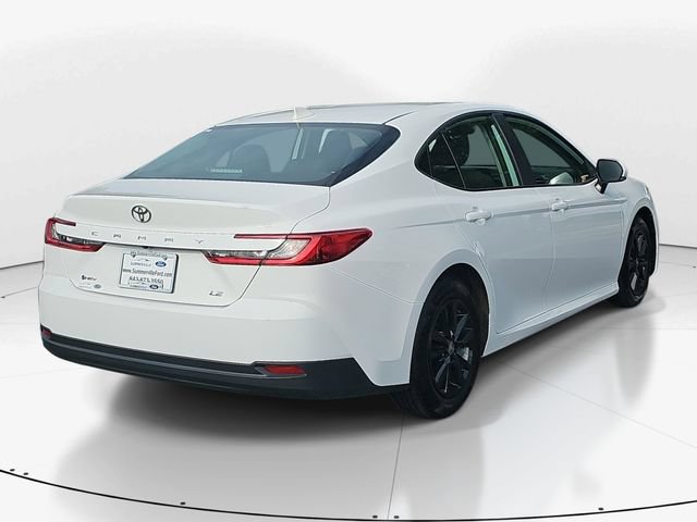 Used 2025 Toyota Camry LE FWD image 4
