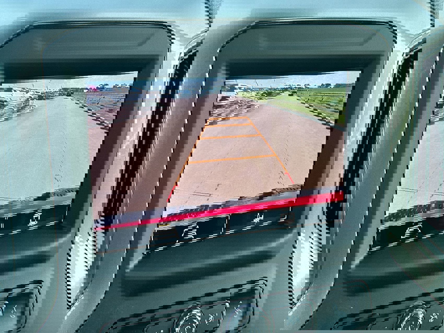 Used 2025 Chevrolet Silverado 2500 W/T w/ WT Convenience Package image 17