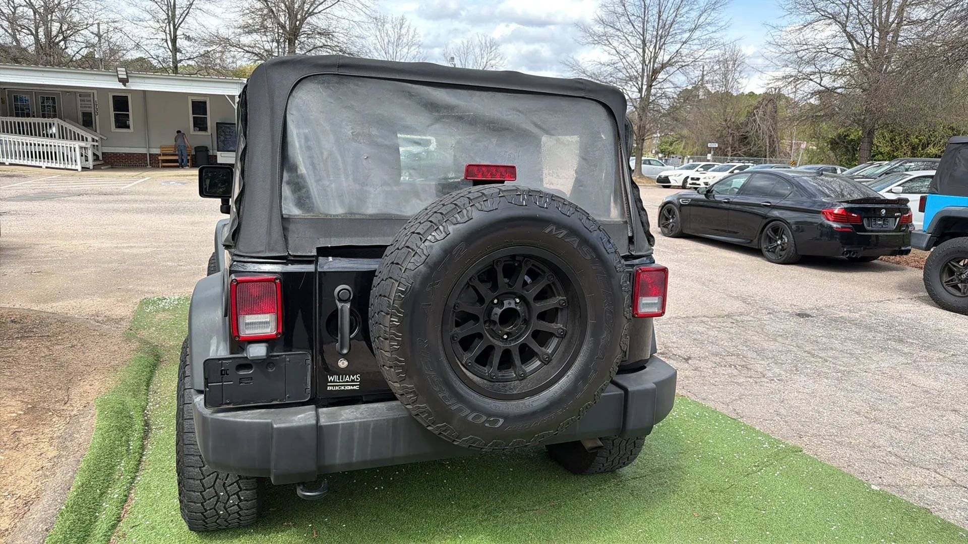 Used 2015 Jeep Wrangler Sport image 10