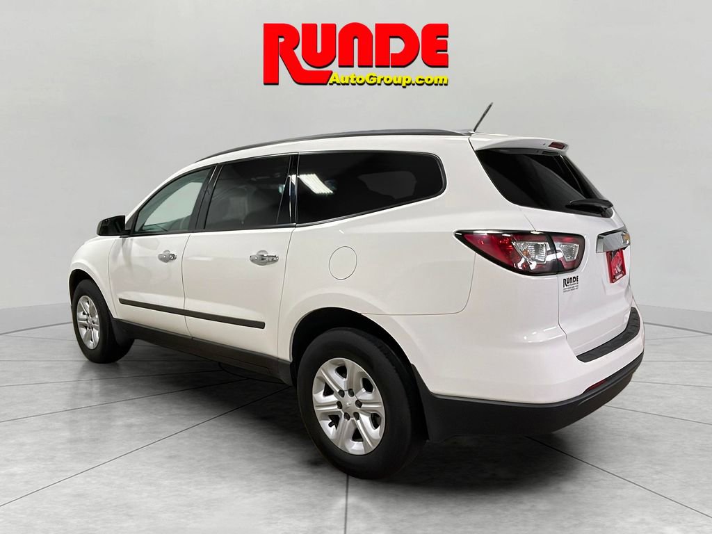Used 2014 Chevrolet Traverse LS FWD image 3
