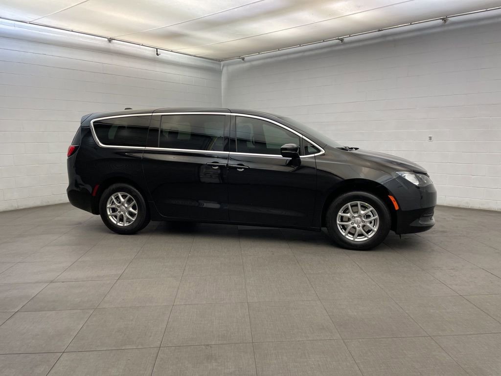 New 2026 Chrysler Voyager LX FWD image 2