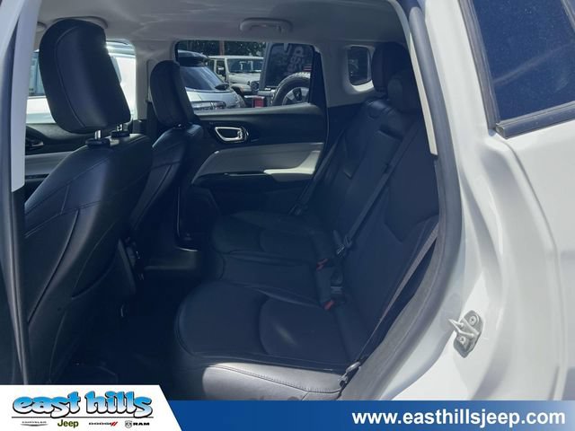 Certified 2022 Jeep Compass Limited AWD/4WD image 12