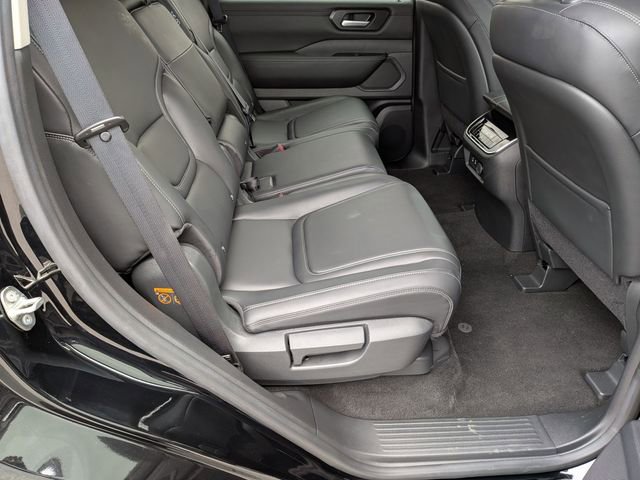 New 2025 Nissan Armada SV image 29