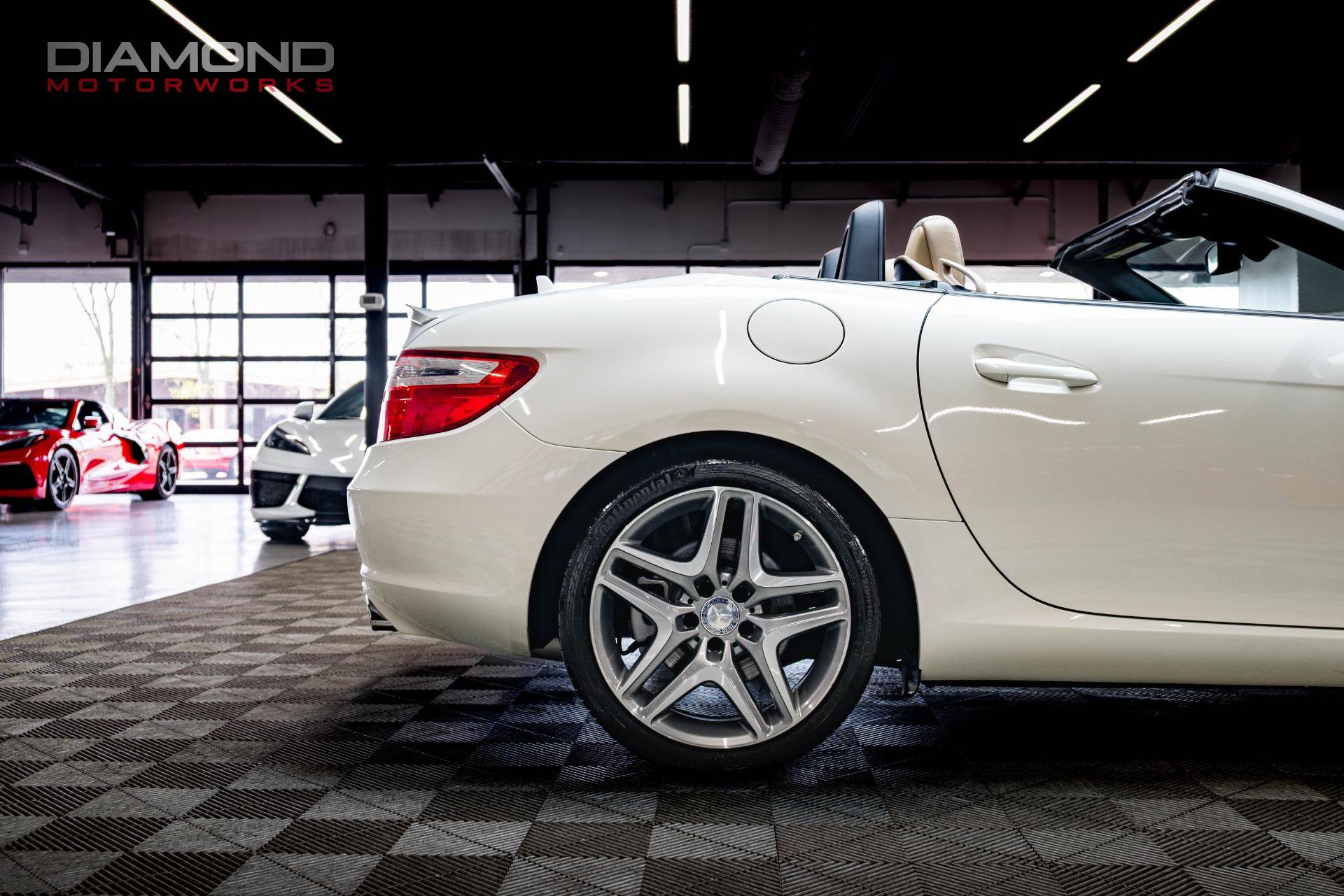 Used 2012 Mercedes-Benz SLK 350 image 22