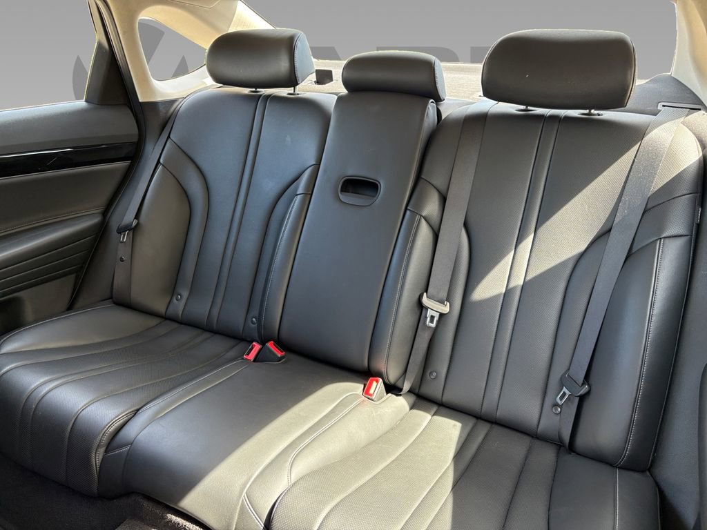 Used 2023 Genesis G80 2.5T image 4