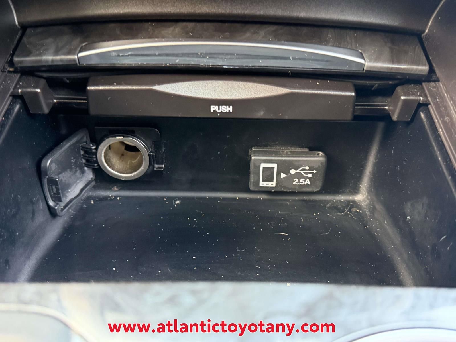 Used 2020 Acura TLX FWD image 34