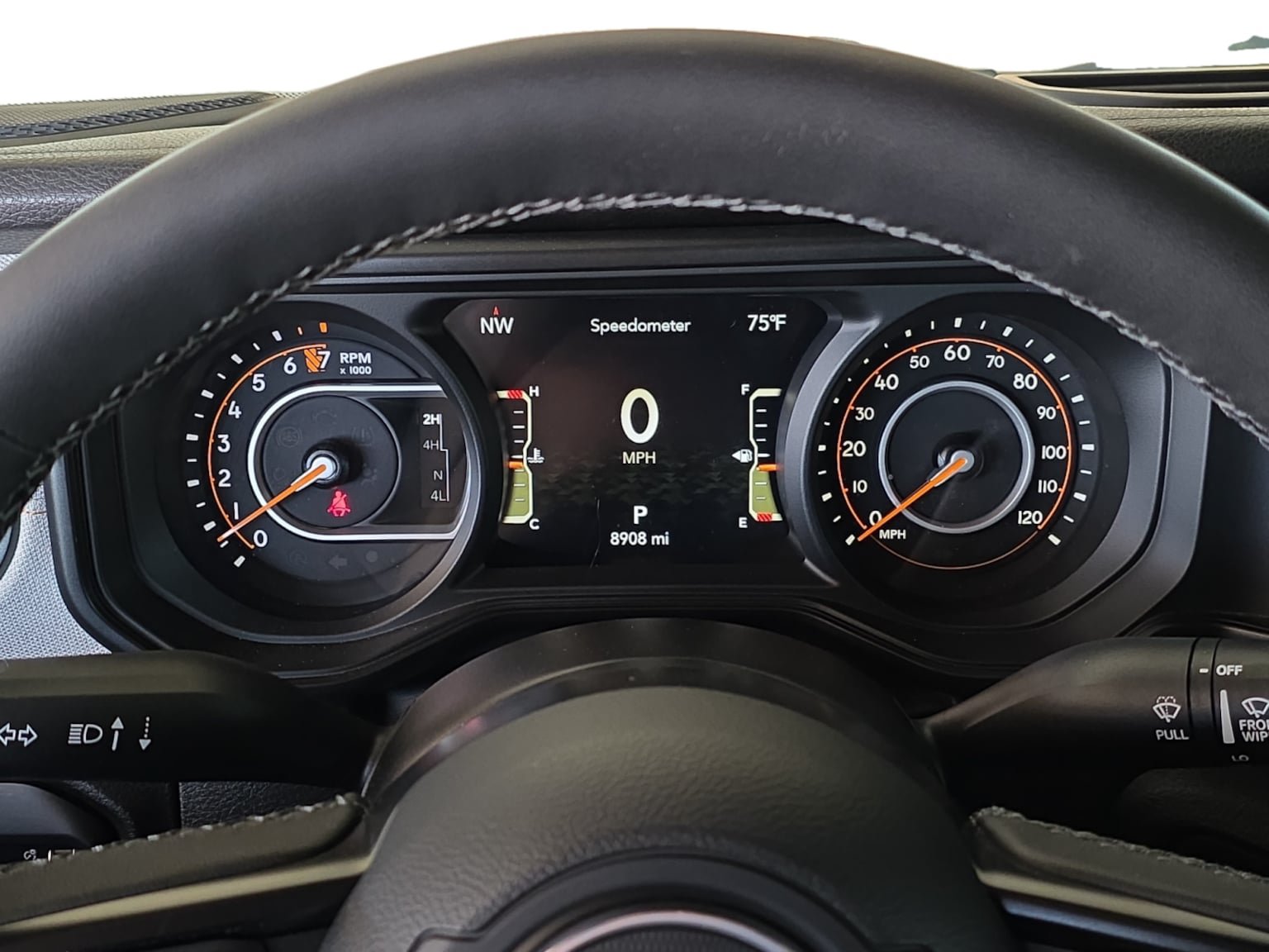 Used 2025 Jeep Gladiator Sport AWD/4WD image 17