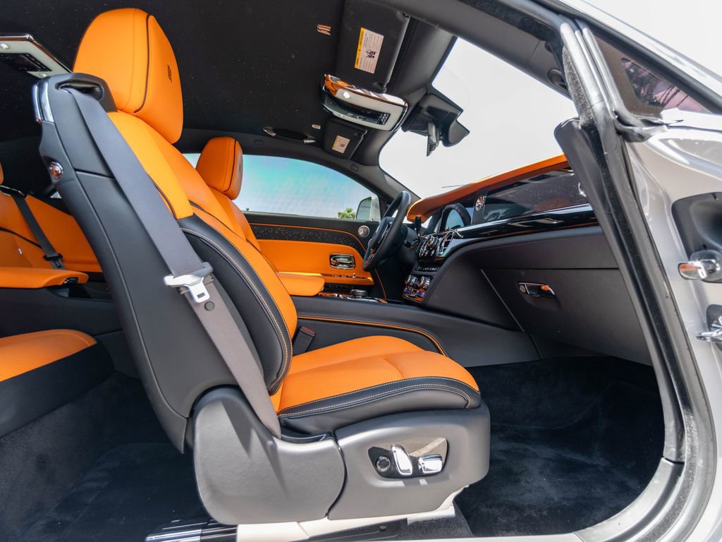 Used 2024 Rolls-Royce Spectre w/ Spectre Launch Package AWD/4WD image 28