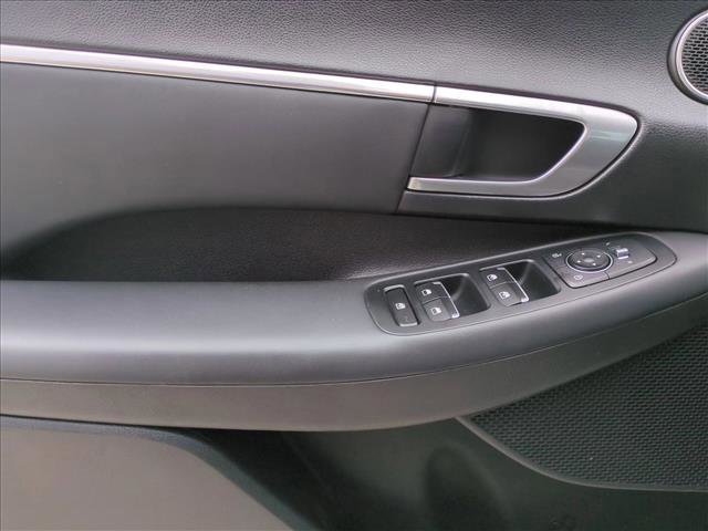 Used 2020 Hyundai Sonata SEL w/ Convenience Package image 11