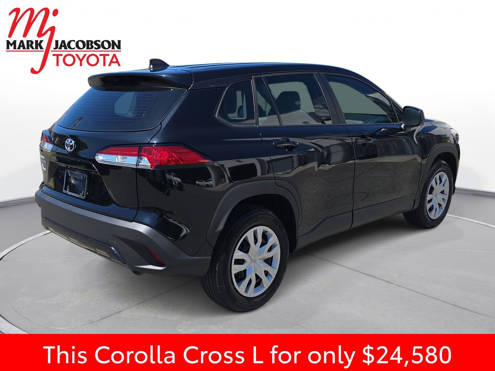 Used 2023 Toyota Corolla Cross L FWD image 9