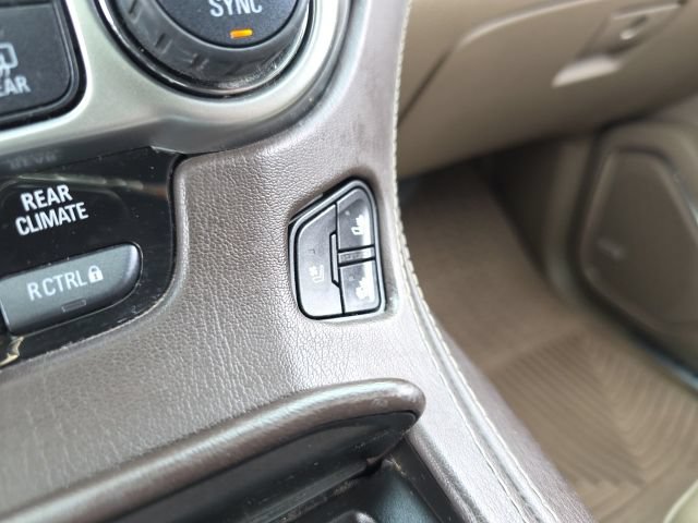 Used 2017 Chevrolet Suburban Premier AWD/4WD image 41