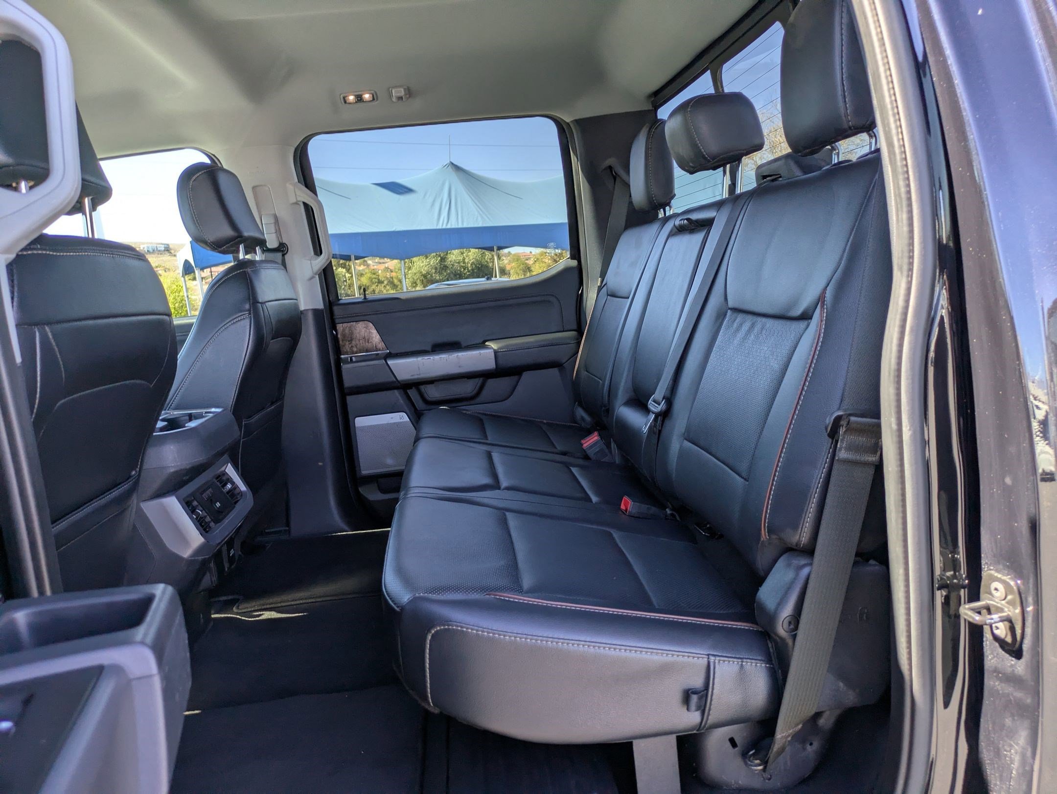 Used 2024 Ford F250 Lariat image 27