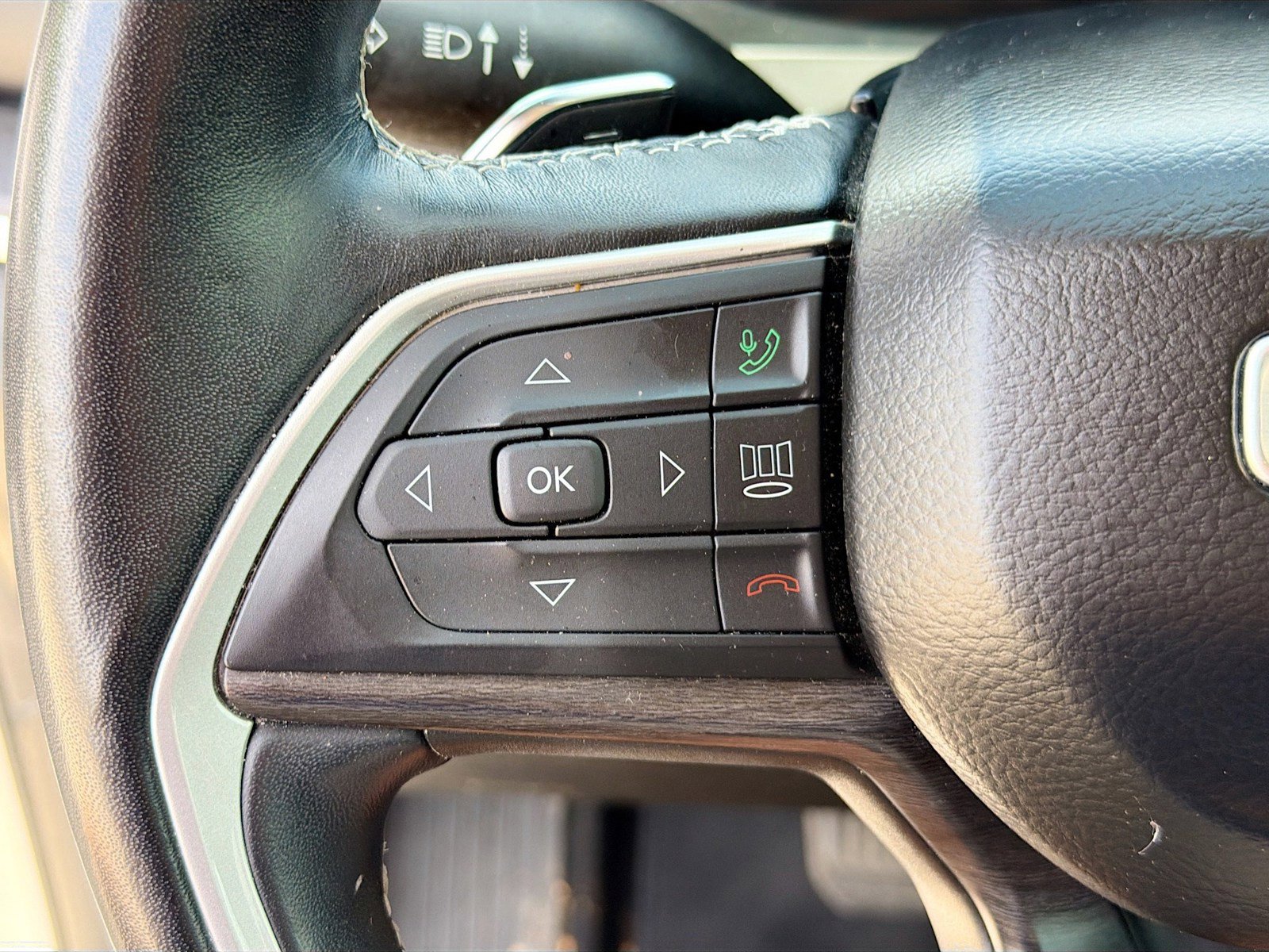 Used 2021 Jeep Grand Cherokee L Limited AWD/4WD image 18