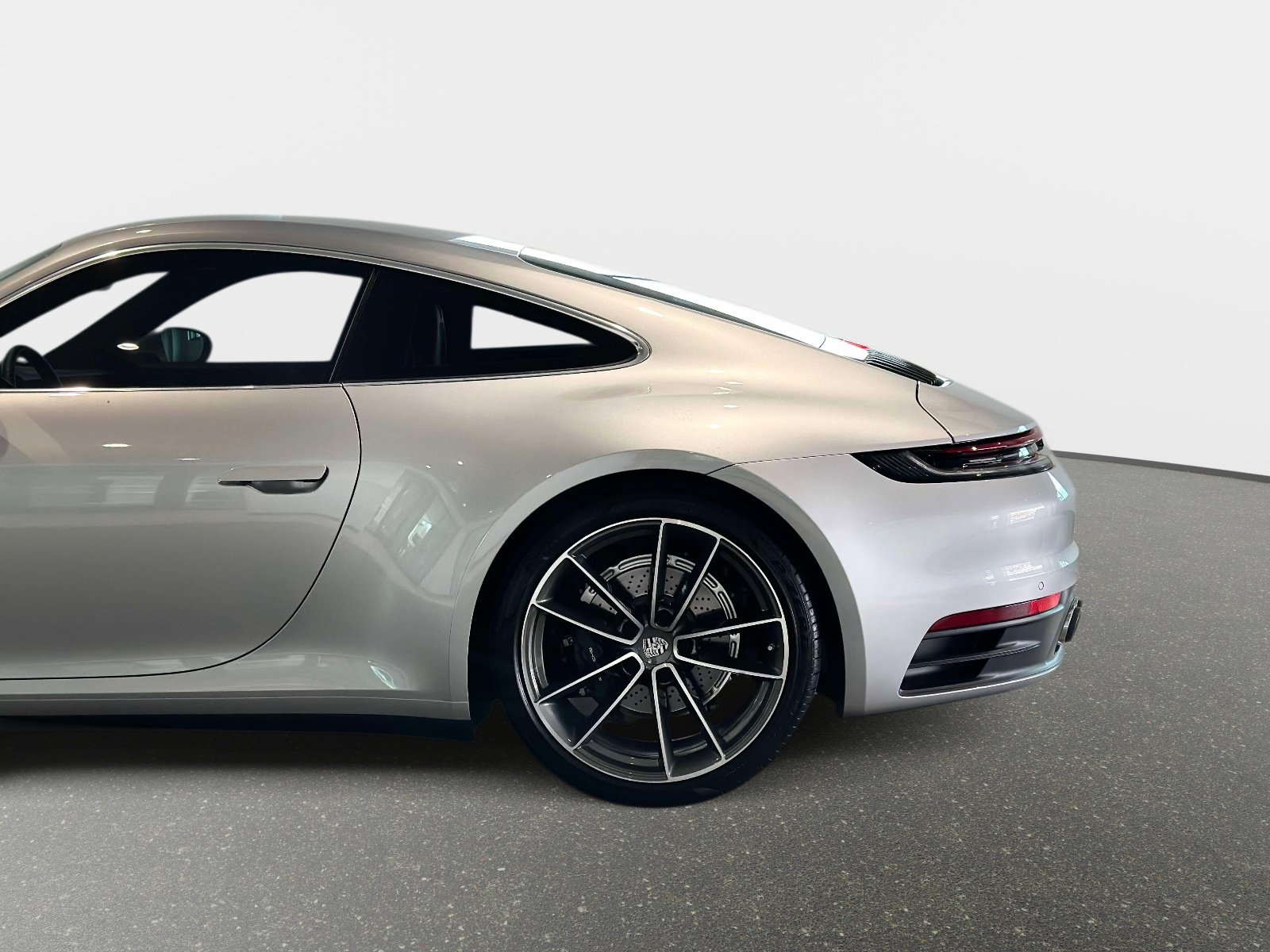 Certified 2024 Porsche 911 Carrera image 12