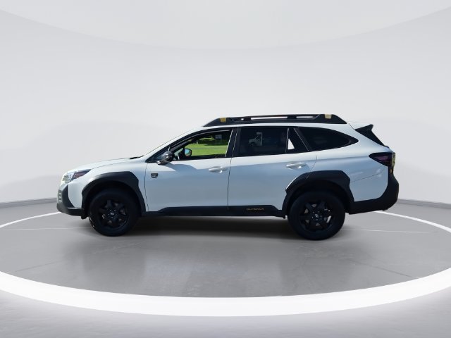 Used 2023 Subaru Outback Wilderness AWD/4WD image 5