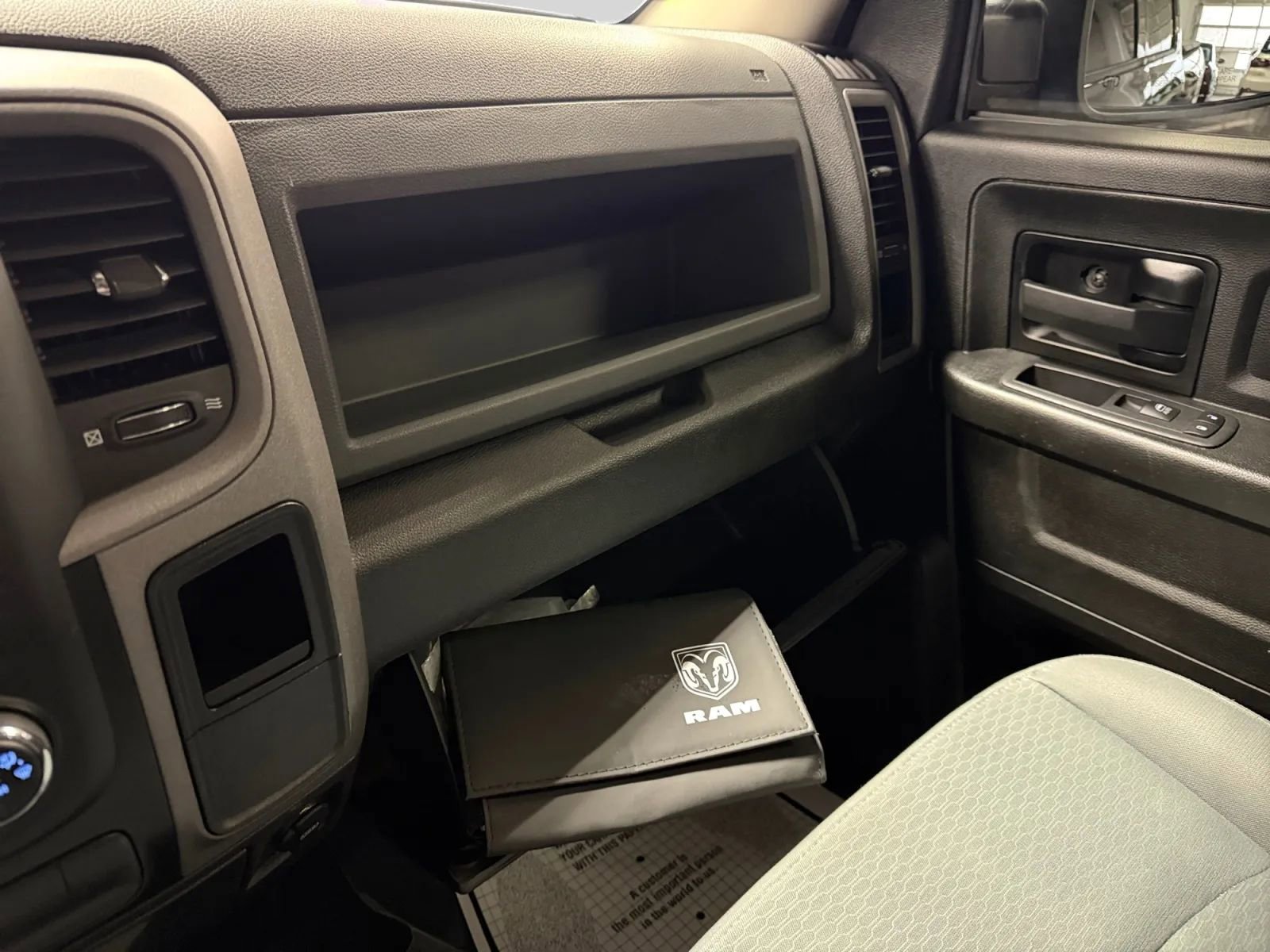 Used 2019 RAM 1500 Express image 34