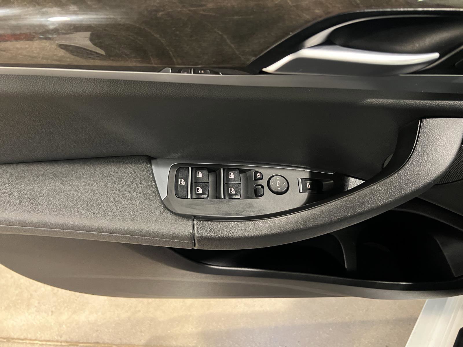 Used 2019 BMW X3 M40i w/ Premium Package image 28