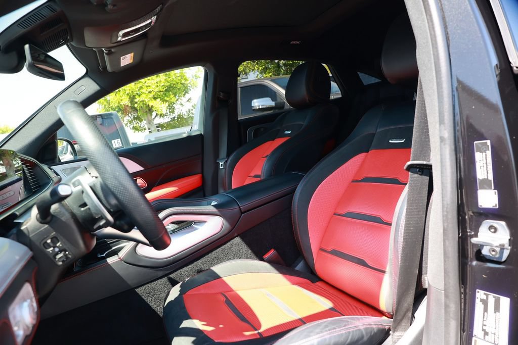 Used 2024 Mercedes-Benz GLE 53 AMG 4MATIC Coupe w/ Driver Assistance Package image 18