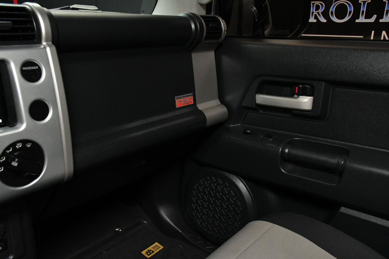 Used 2008 Toyota FJ Cruiser 4WD w/ Convenience Pkg image 30