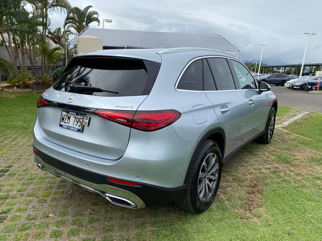 Used 2024 Mercedes-Benz GLC 300 4MATIC image 7