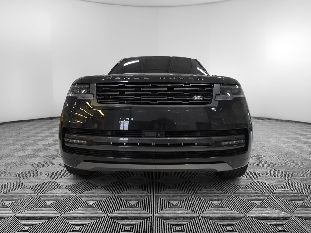 Used 2025 Land Rover Range Rover Long Wheelbase SE image 8