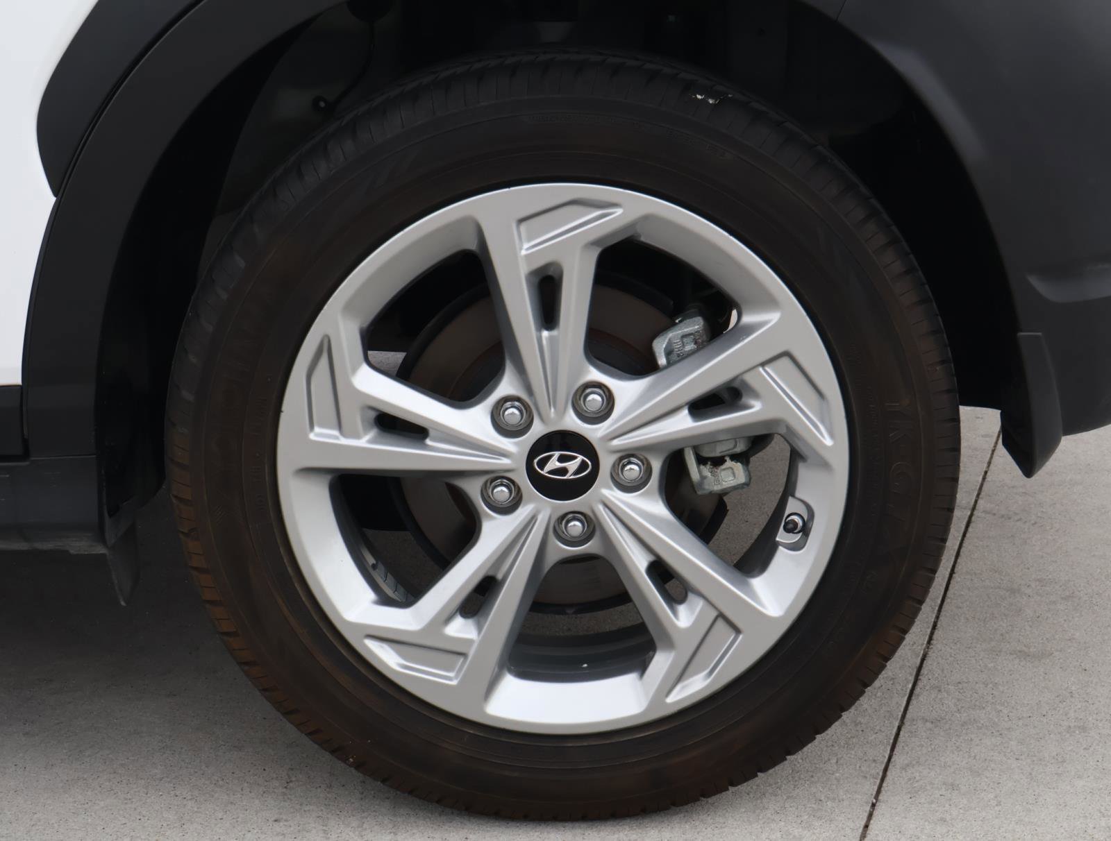 Used 2023 Hyundai Kona SEL w/ Cargo Package image 8